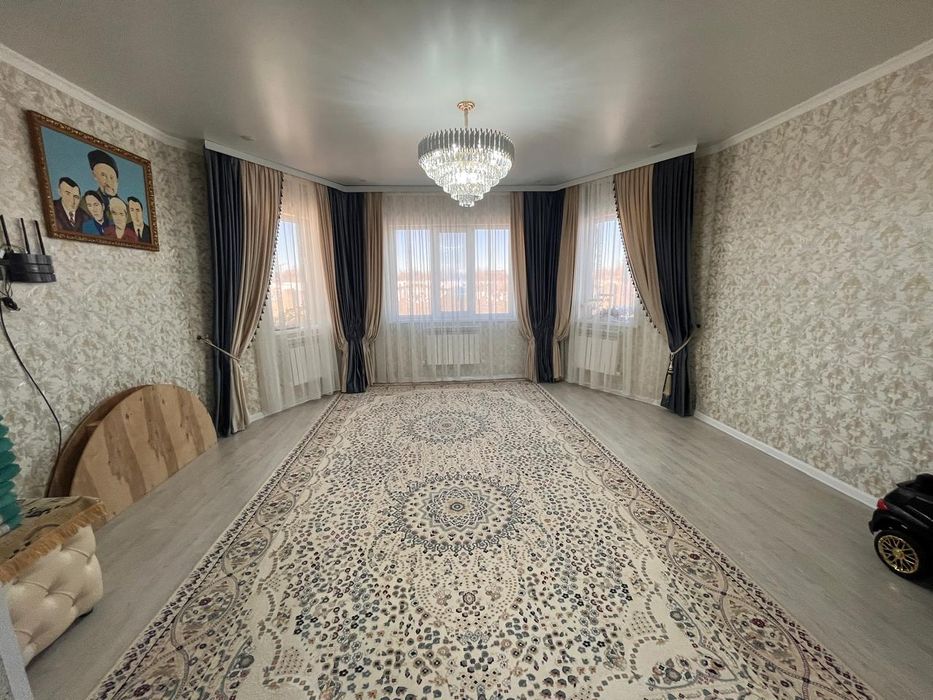 Дом гараж + летний домик