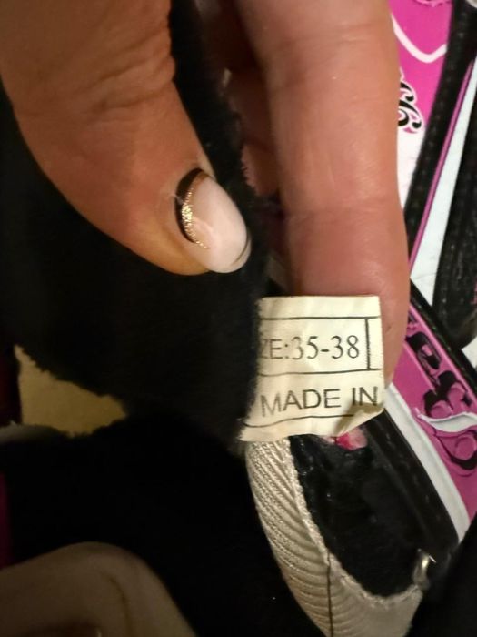 Коньки хоккейные