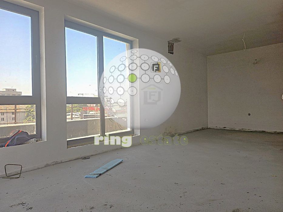 Продава се Четиристаен апартамент в Пловдив, Коматевски възел - 200 кв.м за 1320 €/кв.м - Снимка #5