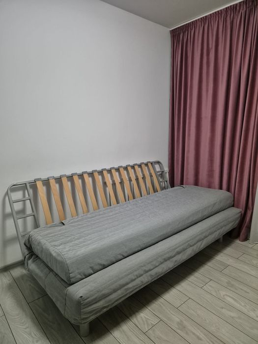 Canapea extensibila IKEA