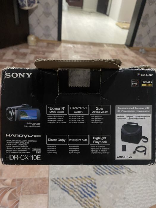 Продам камеру Sony HDR-CX110