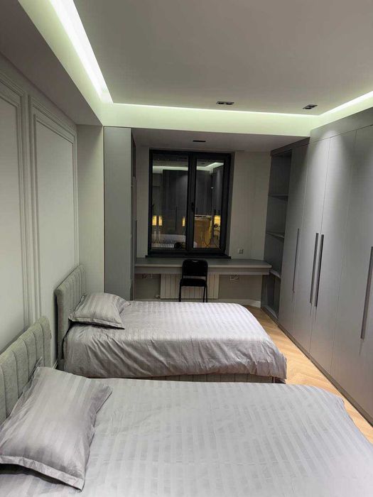 Сдается 4х квартира Жк Аирапорт Хаус!!!