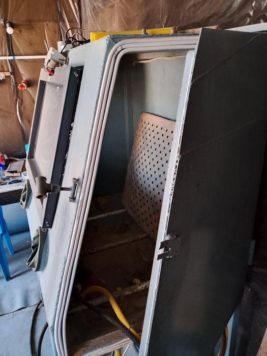 Аквабластинг и пискаструйная кабина ручная изготовления