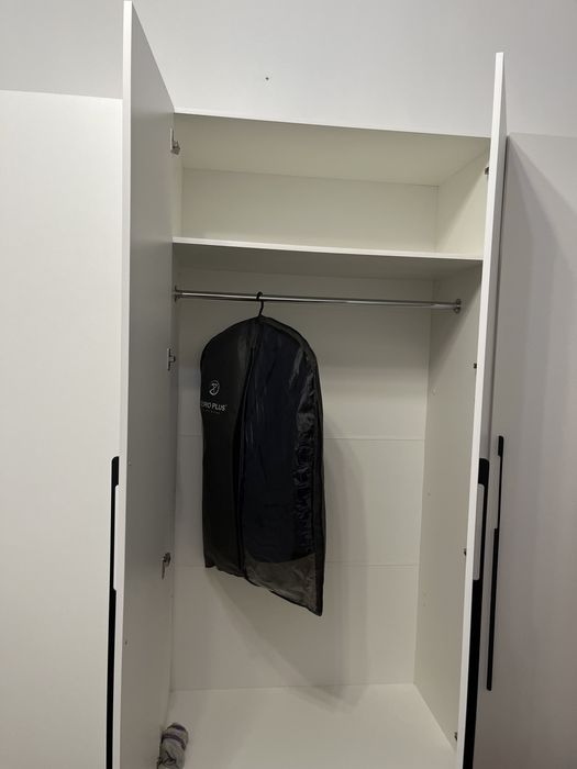 Шкаф сатылады таза,