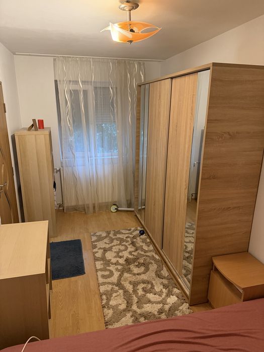Vand apartament cu 2 camere ,et 4 , sagului, comision 0, fara agentie