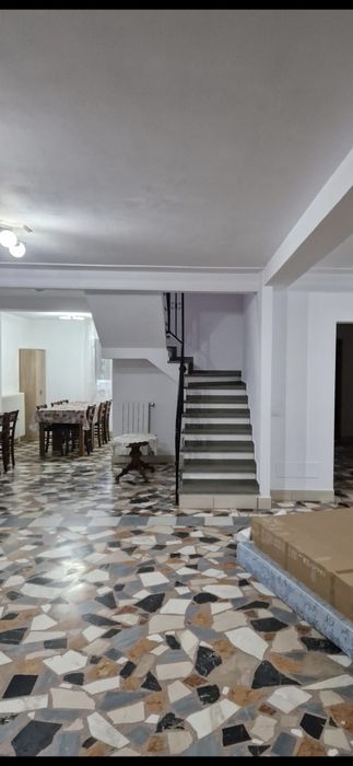 Vand casa de vacanta