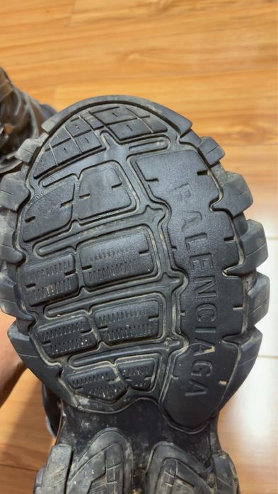 balenciaga track hight