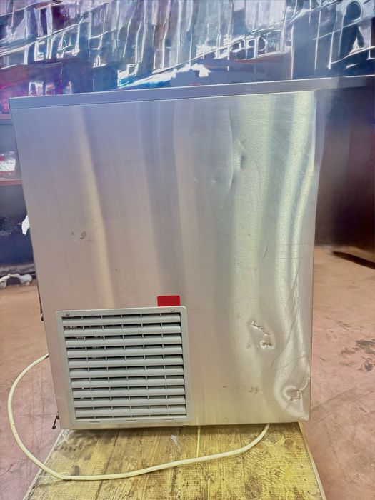 Ледогенератор,втора употреба,запазен