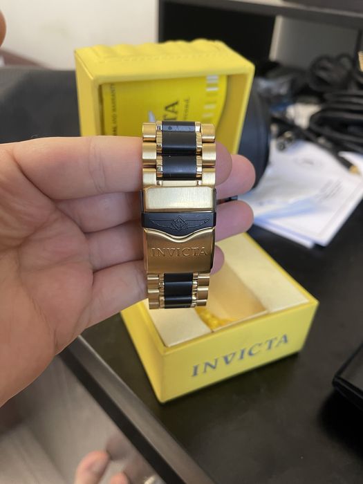 INVICTA в идеальном состоянии!