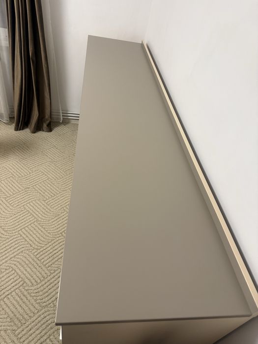 Comoda cu 12 sertare aproximativ un an vechime