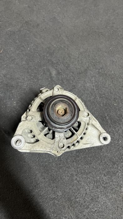 Генератор Камри 55 2.0 FSE