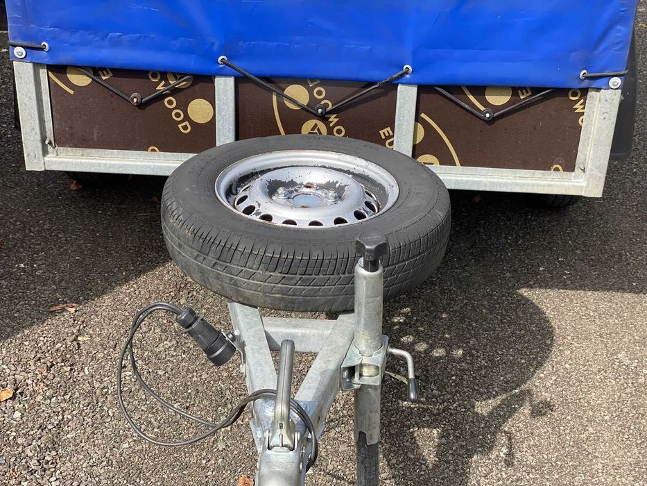 Inchiriez remorca 750kg in Timisoara cu doua axe lungime 2,5m