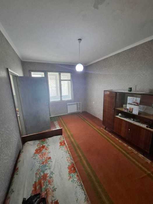 Продаётся 2/4/4 на Ферузе без ремонта 50м2 Ориентир: Глория медикал