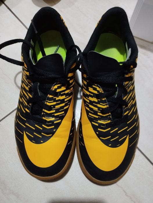 Запазени маратонки Nike