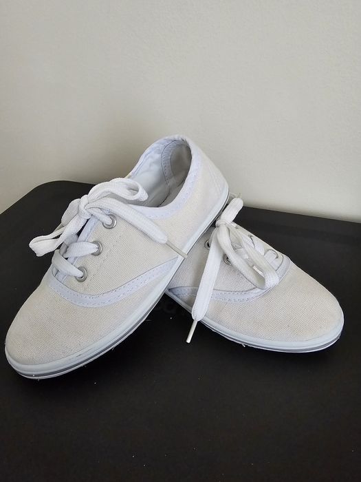 Tenesi/ bascheti/ espadrile/ marimea 28