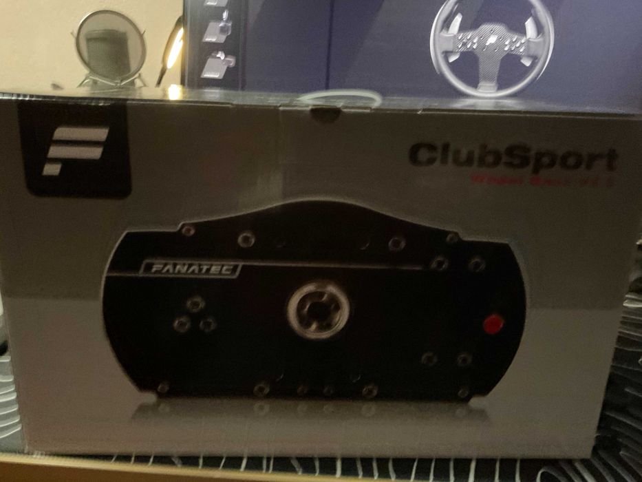 Fanatec Clubsport Base v2.5 и CSL Steering Wheel P1 V2