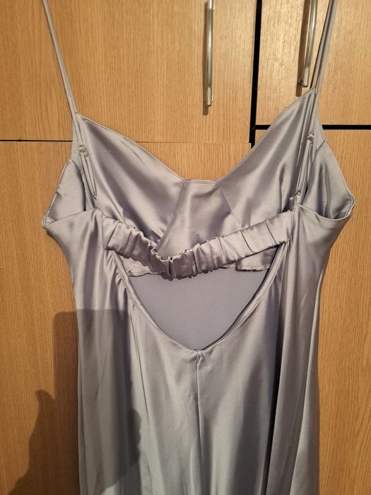 Vand rochie lunga din satin,gen  furou