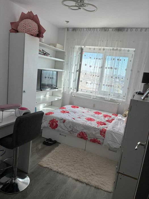 Apartament 3 camere, complet renovat, centrala termica