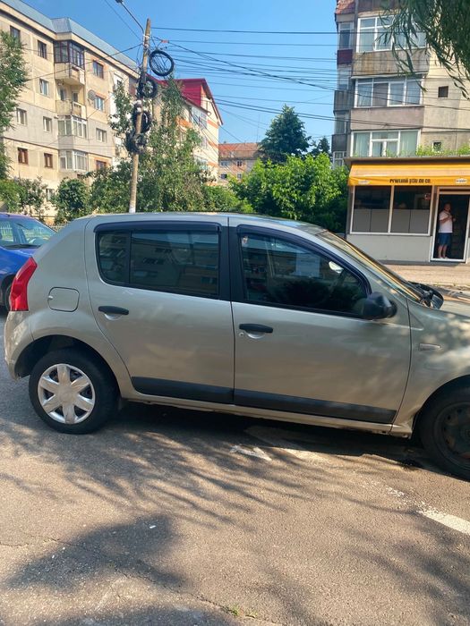 Ofer spre vanzare Dacia sandero