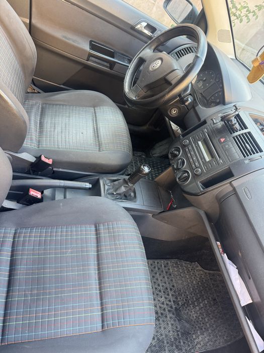 VOLKSWAGEN polo  2008