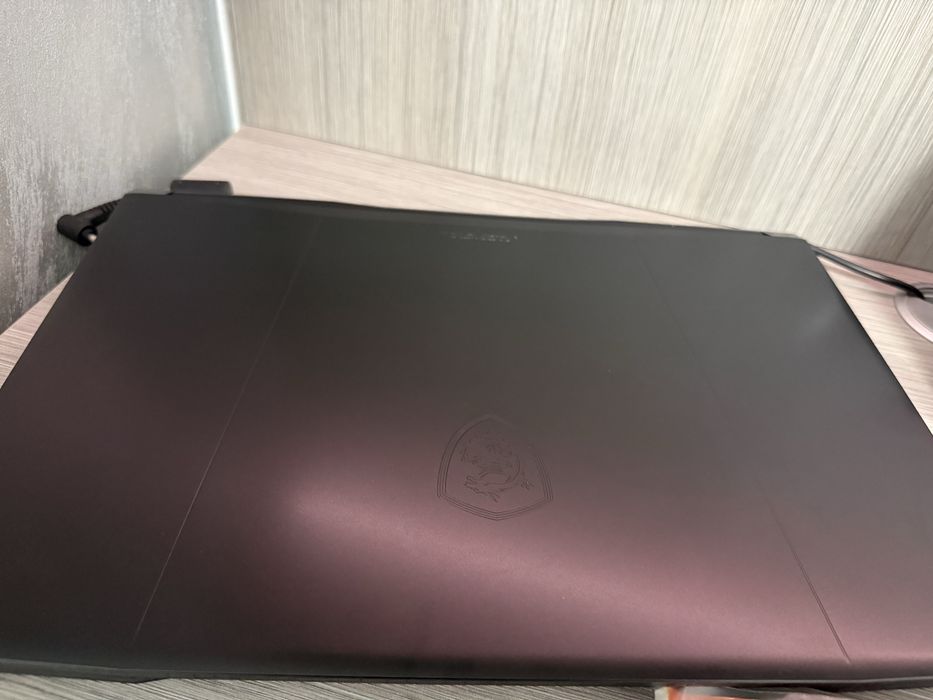 Laptop MSI-Katana 17