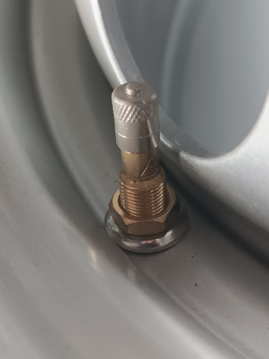 R-16 штамп новый диск  Газель 6*170 идеал.