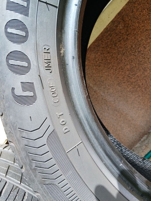 Vand set 4 cauciucuri vara 205 55 R16 91 V Goodyear  Eficiency Grip  rulaj 10.000 km