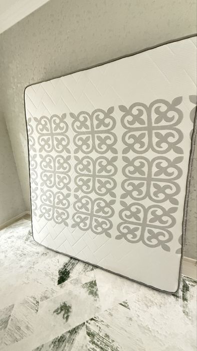 Продам матрас в отличном состоянии