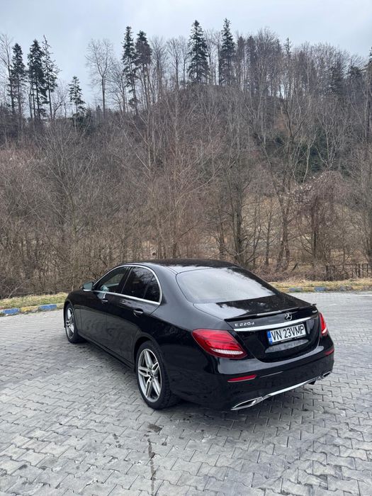 Mercedes-Benz E 220d 4MATIC