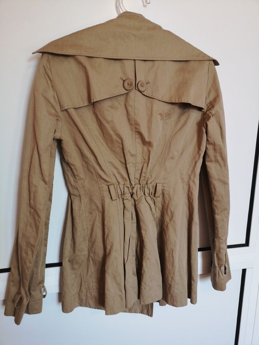 Patrizia Pepe парка (яке)
Размер : 42 , липсва коланчето, няма забележ