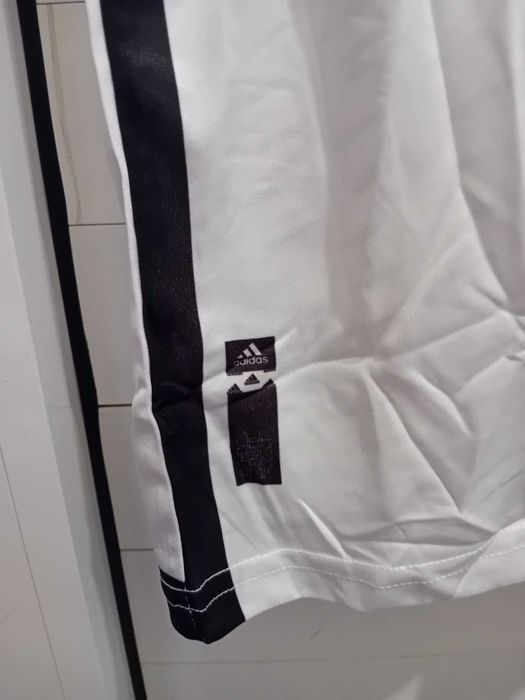 Чисто нов оригинален екип на Реал Мадрид - Бензема