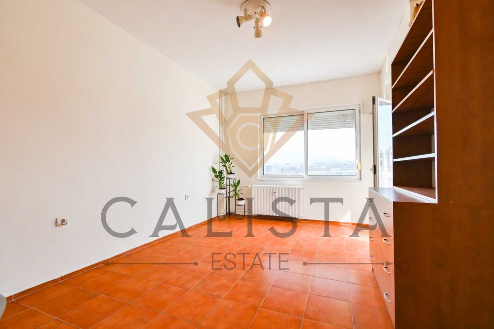 Продава се Тристаен апартамент в София, Дружба 2 - 110 кв.м за 2171 €/кв.м - Снимка #6