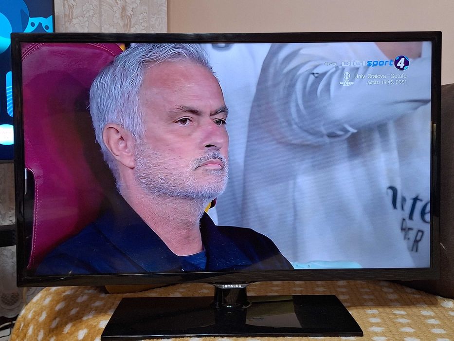 Televizor Samsung 81 cm (32 inch) UE32F5000AW - FULL HD