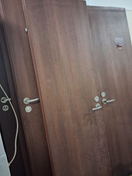 Използвани врати