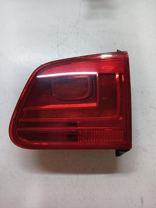 Stopuri Hayon Dreapta Spate Volkswagen Tiguan 5N_ 2007 - > 5N0945310