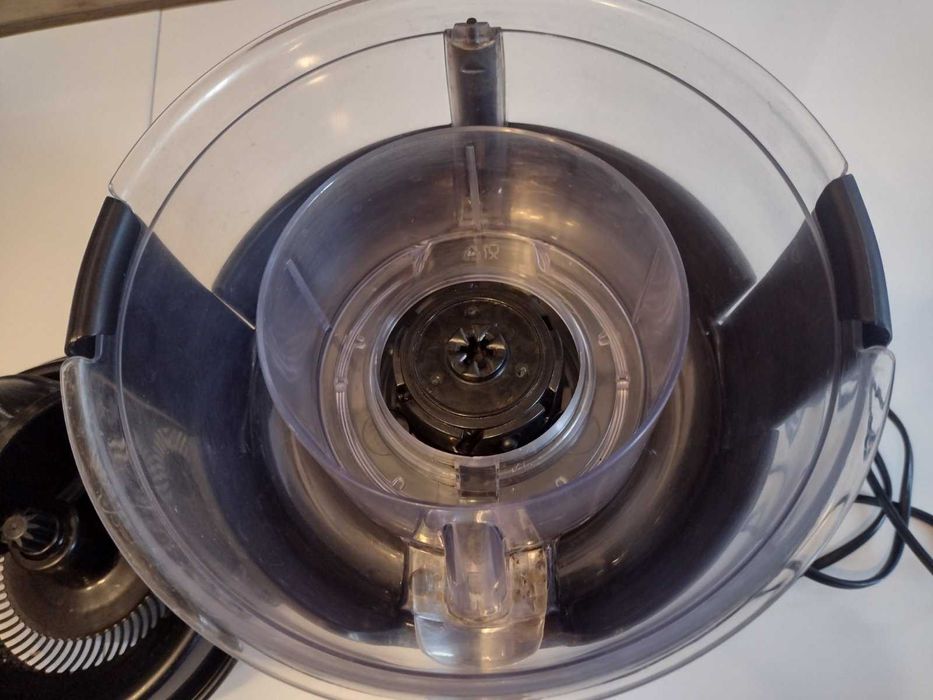 ПРОМОЦИЯ! Запазена, работеща Сокоизстисквачката TEFAL Elea Duo