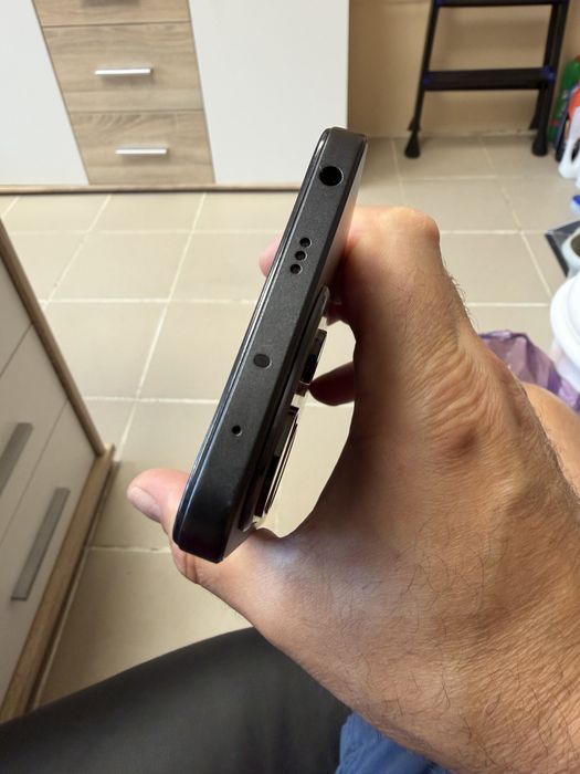 Xiaomi Redmi Note 14 8/256gb - на 1 месец, перфектен