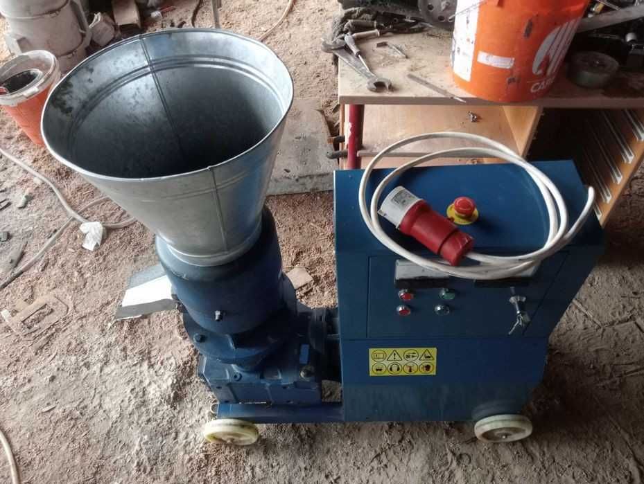 Vand presa peleti la 380V, 7.5kw!