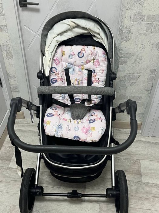 Продам детскую коляску 2 в 1