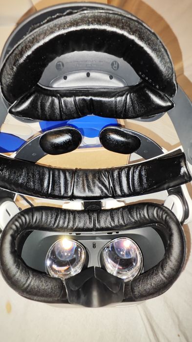 Oculus Quest 2,128gb,strap bobo vr cu 2 acumulatori