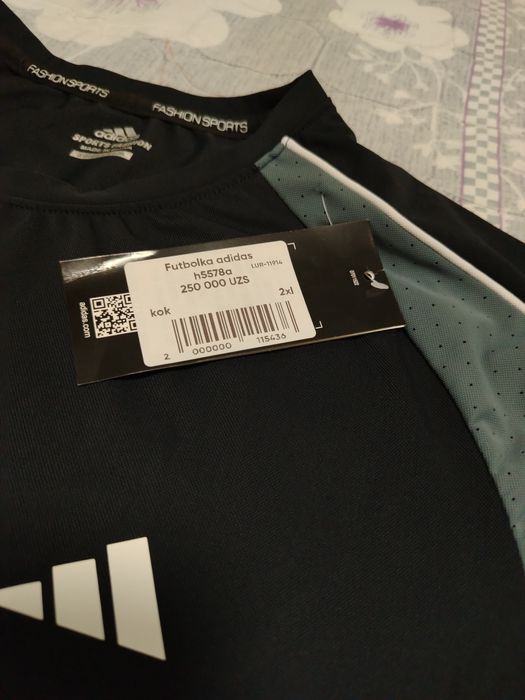 Футболка новая ADIDAS