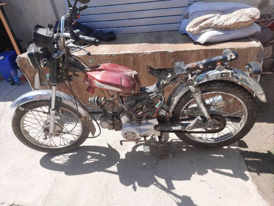 Продается Мотоцикл SUZUKi