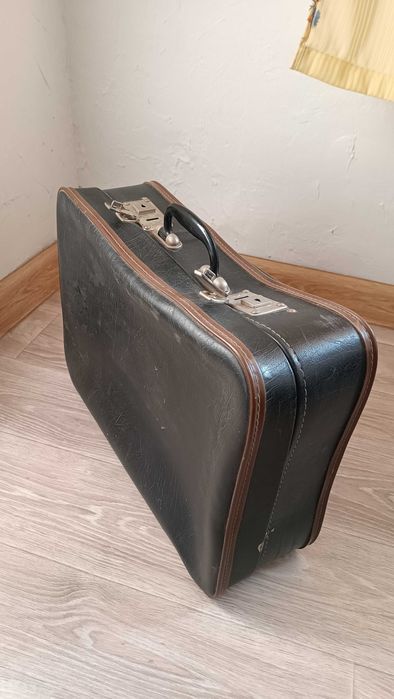 Чемодан СССР.                        .