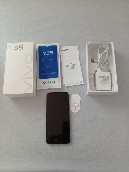 Vivo Y35 128 гб.