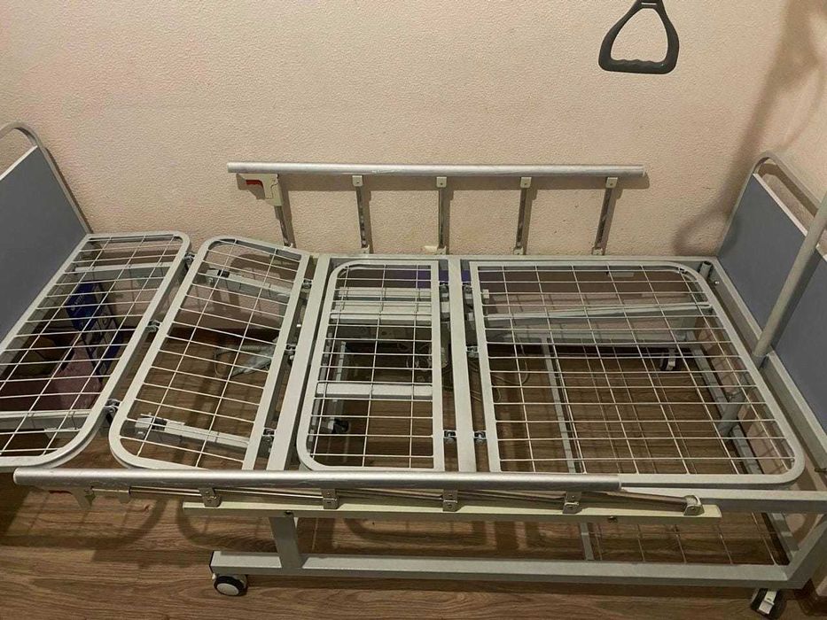 Медицинская кровать с электроприводом