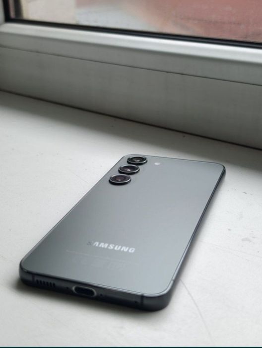 Samsung Galaxy S23 (256)