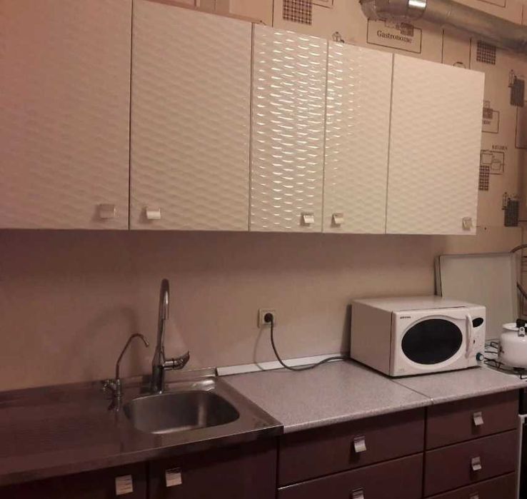 Дава се под наем Двустаен апартамент в Пловдив, Младежки Хълм - 65 кв.м за 234.6 € - Снимка #2