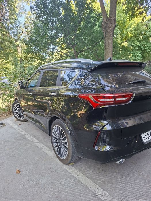 Продам авто Jetour x 70 газ, бензин