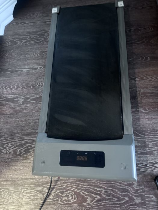 Продам беговую дорожку