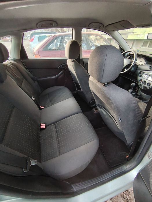 Форд  Фокус  хечбек